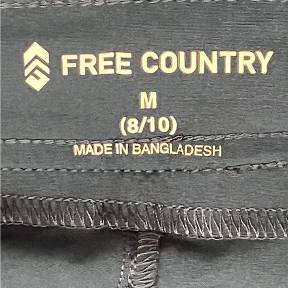 New, Free Country Women's Plus Bermuda Board Short Navy M - Picture 10 of 10